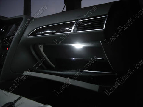 Glove box LED for Audi A6 C6
