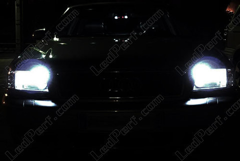 xenon white sidelight bulbs LED for Audi A8 D2