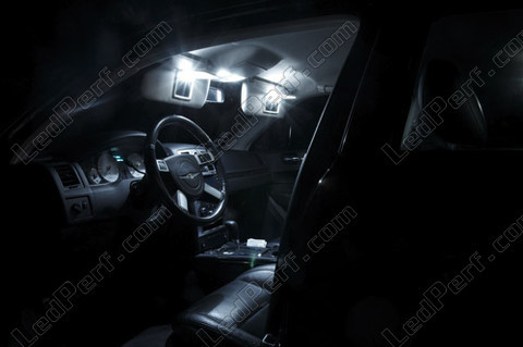 passenger compartment LED for Chrysler 300C