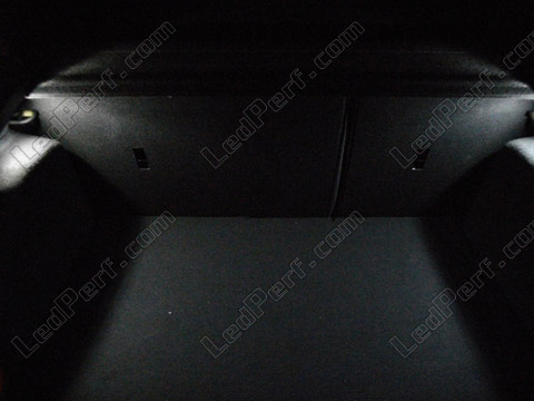 Trunk LED for Ford Focus MK3