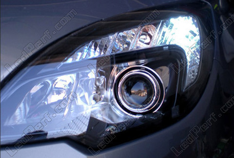 LED sidelight bulbs/Daytime running lights for Opel Zafira C