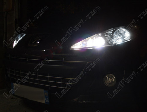 Low-beam headlights LED for Peugeot 207