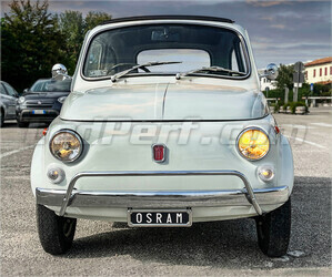 Before and after comparison on a classic car of the R2 Osram LEDriving® HL Vintage LED Bulbs - 64193DWVNT-2MB