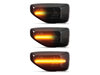 Lighting of the black dynamic LED side indicators for Dacia Duster 2