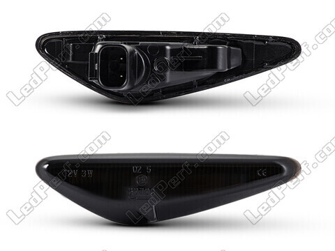 Connector of the smoked black dynamic LED side indicators for Mazda 5 phase 2