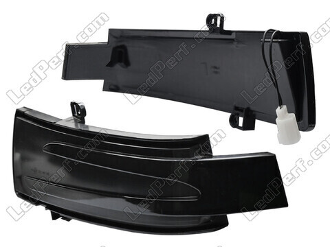 Dynamic LED Turn Signals for Mercedes GL (X164) Side Mirrors