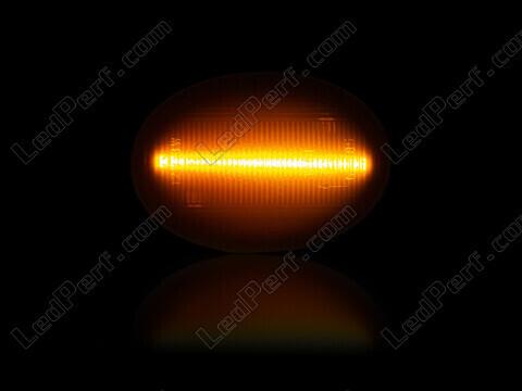 Maximum lighting of the dynamic LED side indicators for Mini Clubman (R55)