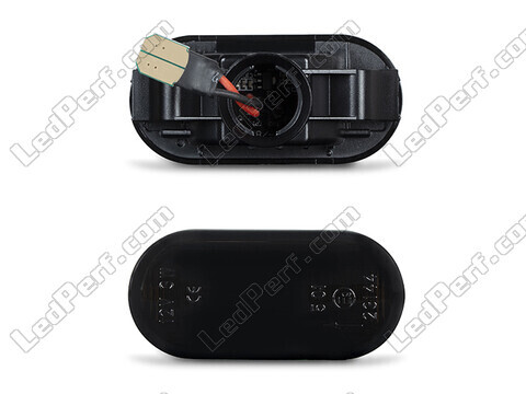Connector of the smoked black dynamic LED side indicators for Nissan Navara D40
