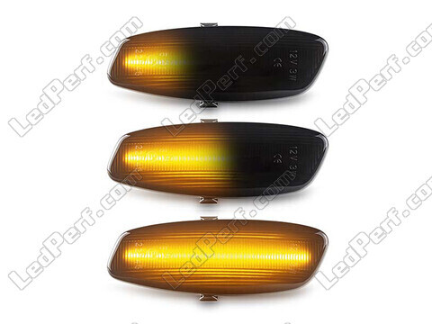 Lighting of the black dynamic LED side indicators for Peugeot 207