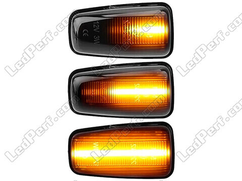 Lighting of the black dynamic LED side indicators for Peugeot 306