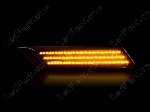 Maximum lighting of the dynamic LED side indicators for Porsche Boxster (987)