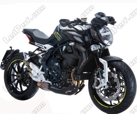 Motorcycle MV-Agusta Dragster 800 (2015 - 2018)